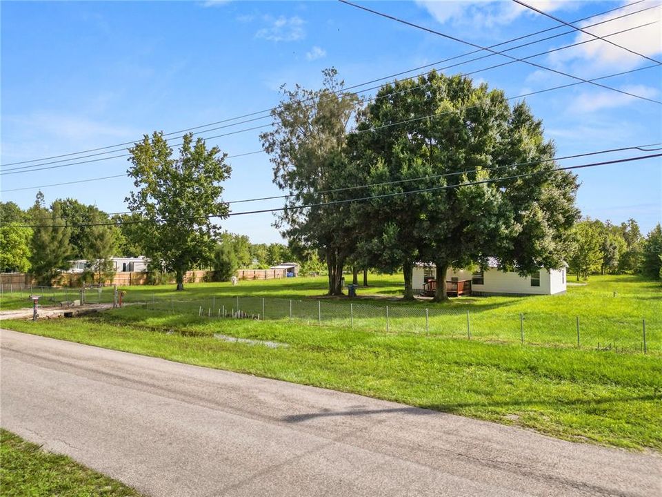 Active With Contract: $264,900 (3 beds, 2 baths, 1232 Square Feet)