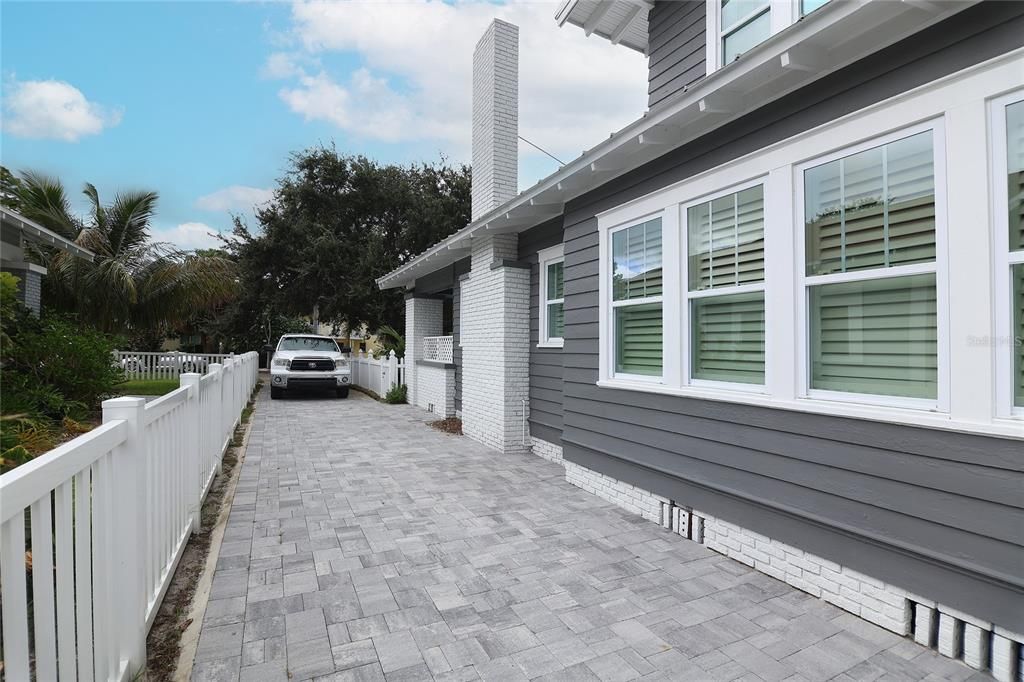 For Sale: $1,299,000 (3 beds, 2 baths, 2313 Square Feet)