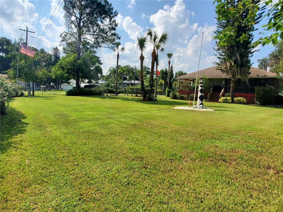 For Sale: $695,000 (3 beds, 2 baths, 1416 Square Feet)