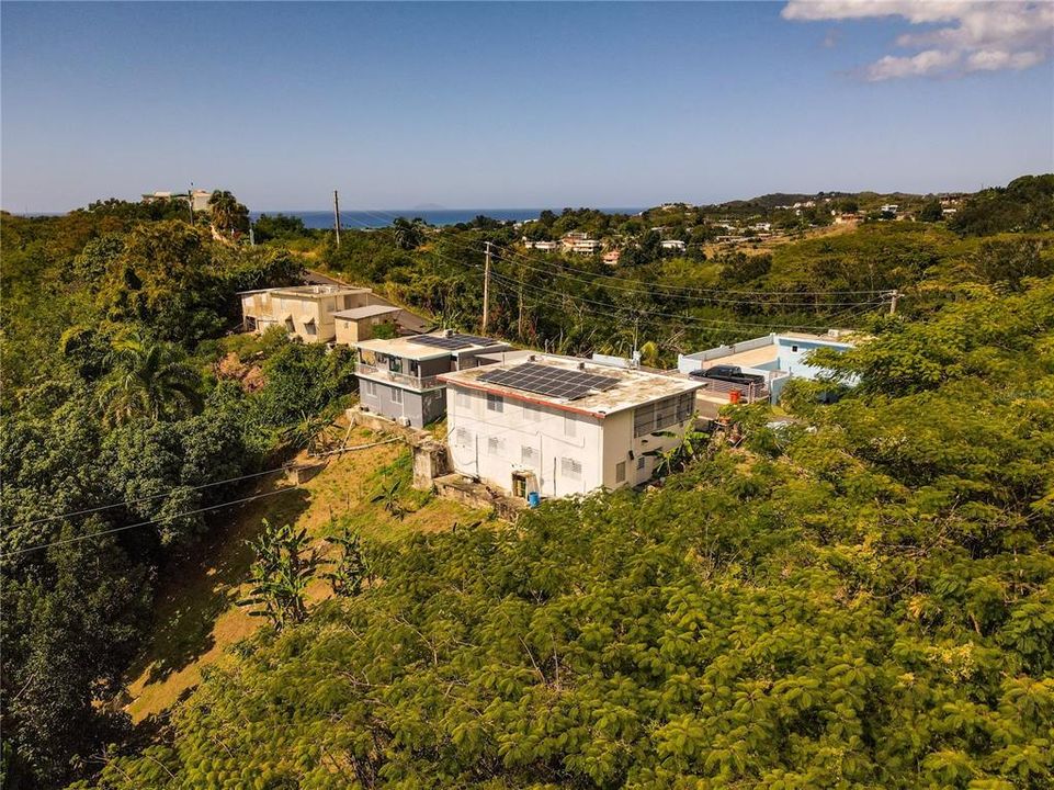 На продажу: $325,000 (4.11 acres)