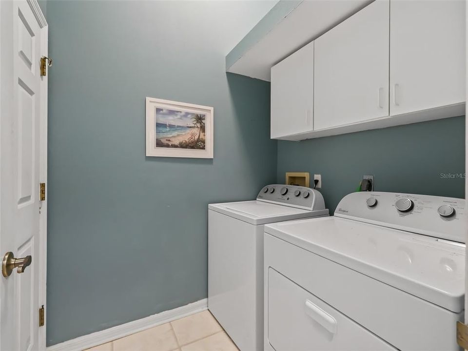 For Sale: $264,000 (2 beds, 2 baths, 1458 Square Feet)