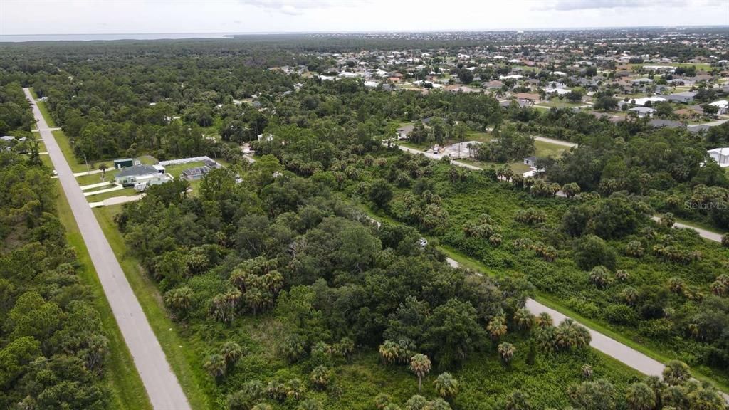 Activo con contrato: $11,999 (0.23 acres)