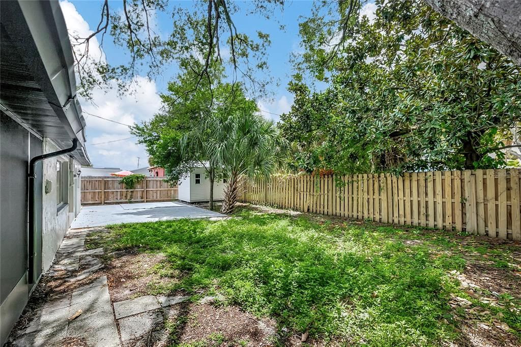 Active With Contract: $429,900 (4 beds, 2 baths, 1868 Square Feet)