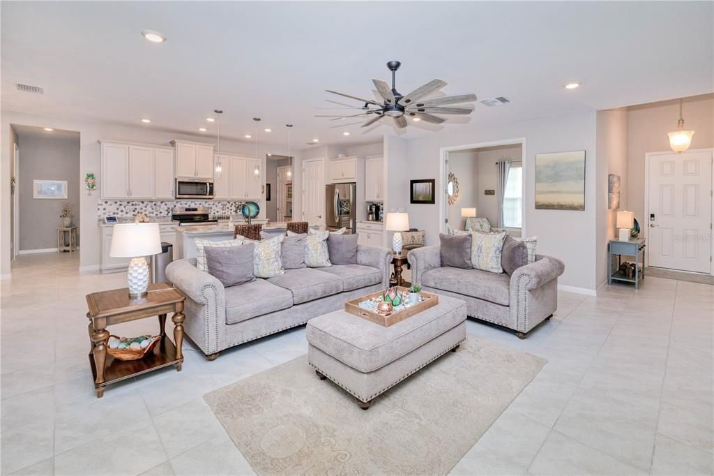 Spacious Open Floor Plan - family room