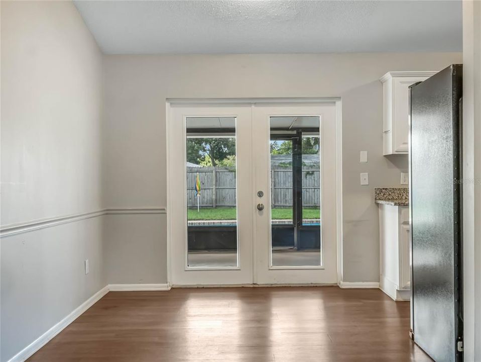 Active With Contract: $429,900 (3 beds, 2 baths, 1247 Square Feet)