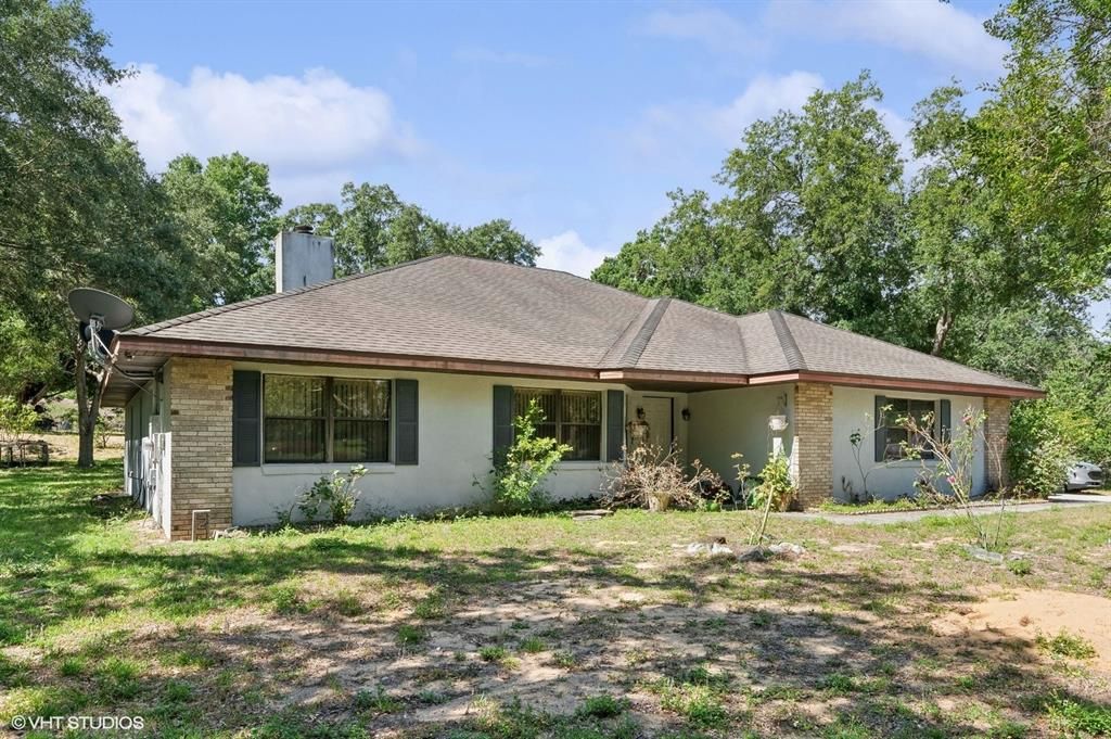 For Sale: $600,000 (3 beds, 2 baths, 2758 Square Feet)