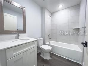 For Rent: $1,729 (3 beds, 2 baths, 1011 Square Feet)