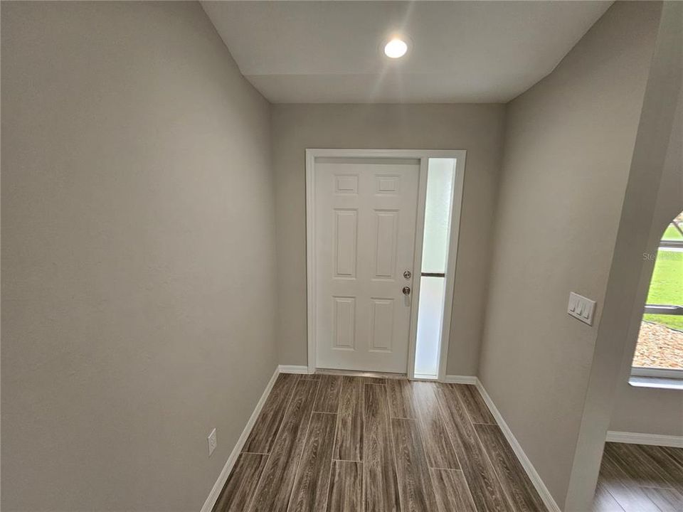 For Sale: $366,900 (3 beds, 2 baths, 1502 Square Feet)