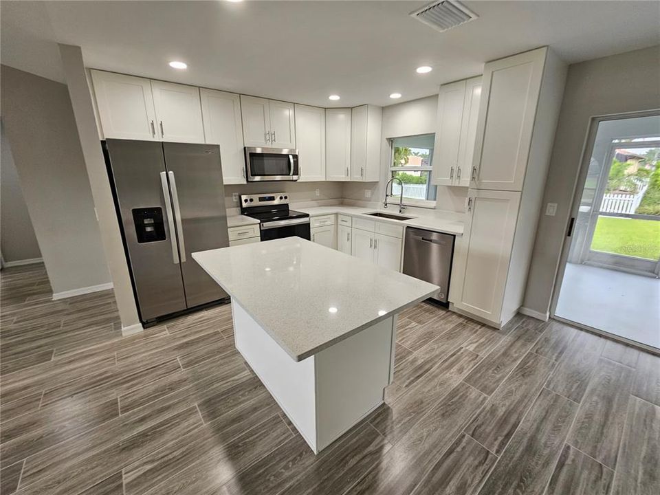 For Sale: $366,900 (3 beds, 2 baths, 1502 Square Feet)