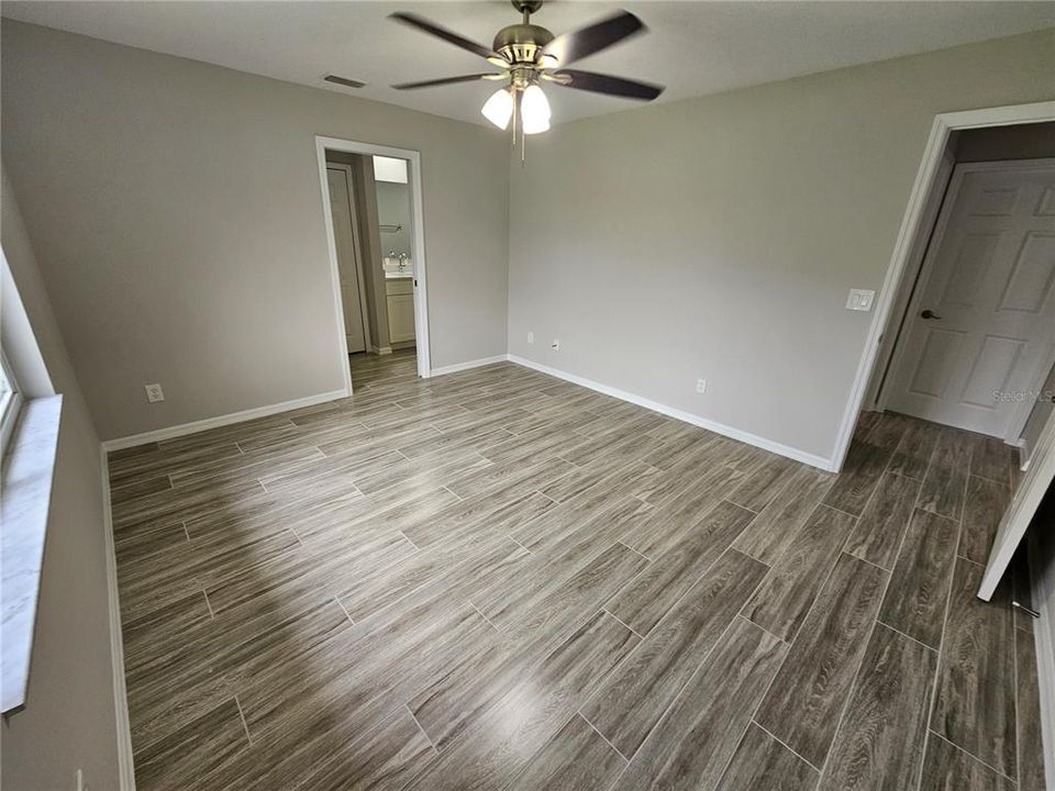 For Sale: $366,900 (3 beds, 2 baths, 1502 Square Feet)