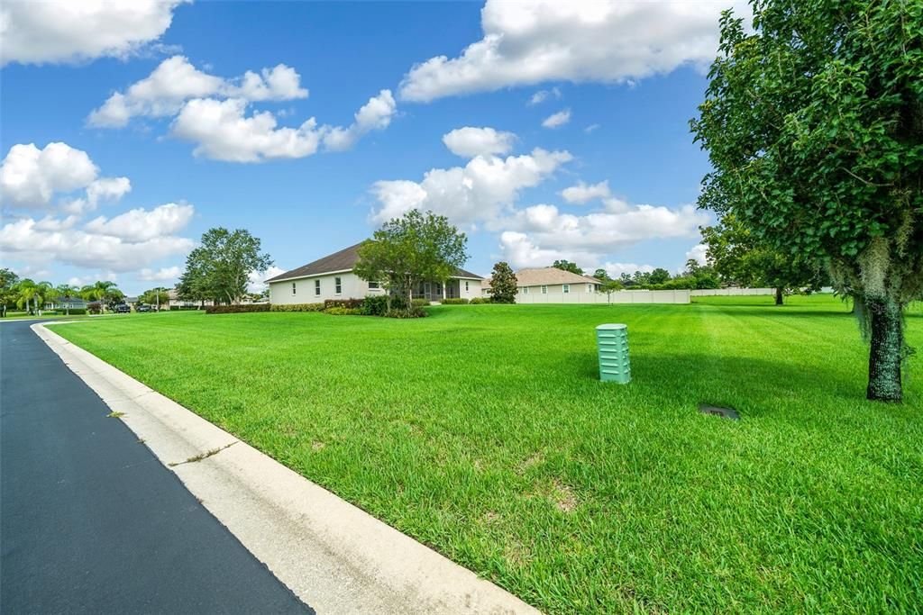 Active With Contract: $595,000 (4 beds, 3 baths, 2741 Square Feet)