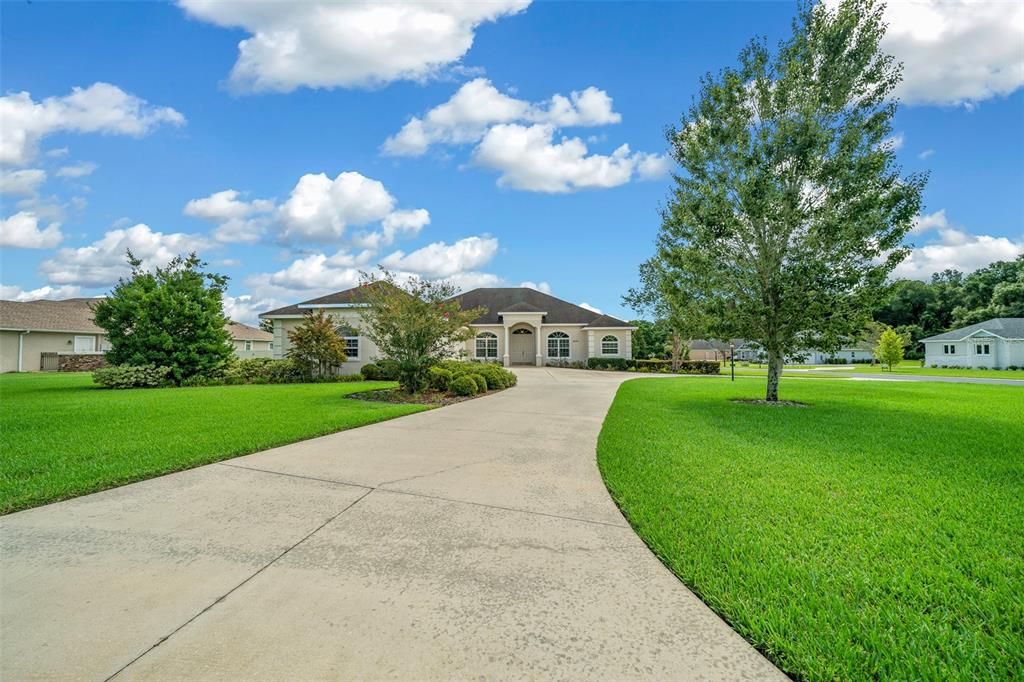 Active With Contract: $595,000 (4 beds, 3 baths, 2741 Square Feet)