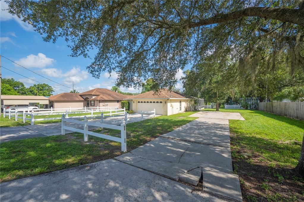 Active With Contract: $445,000 (3 beds, 2 baths, 1931 Square Feet)