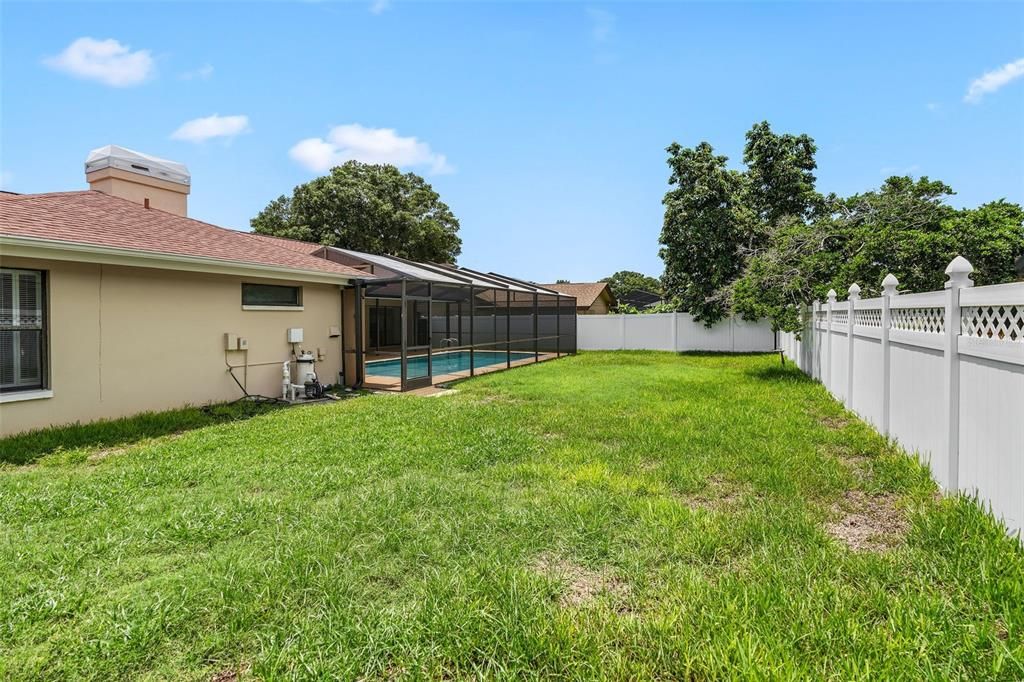 Active With Contract: $599,000 (3 beds, 2 baths, 2239 Square Feet)