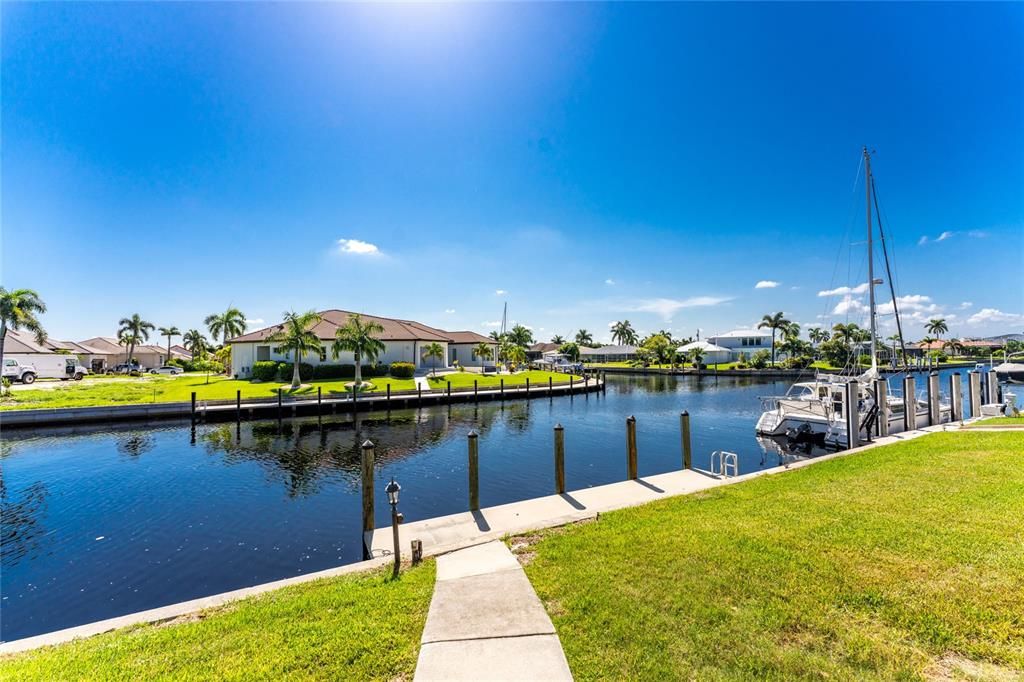 For Sale: $1,400,000 (4 beds, 3 baths, 2870 Square Feet)