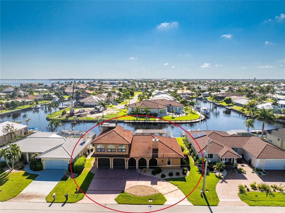 For Sale: $1,400,000 (4 beds, 3 baths, 2870 Square Feet)