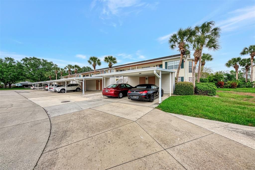 Active With Contract: $279,900 (2 beds, 2 baths, 1060 Square Feet)