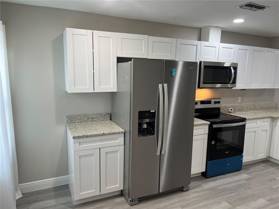 For Sale: $189,000 (2 beds, 2 baths, 1252 Square Feet)