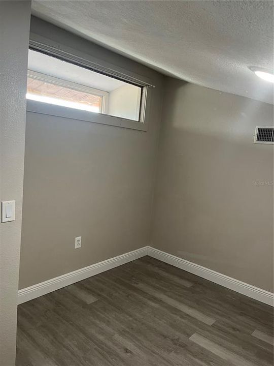 For Sale: $189,000 (2 beds, 2 baths, 1252 Square Feet)