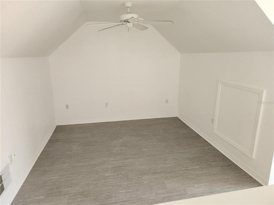 For Rent: $1,950 (2 beds, 2 baths, 1373 Square Feet)