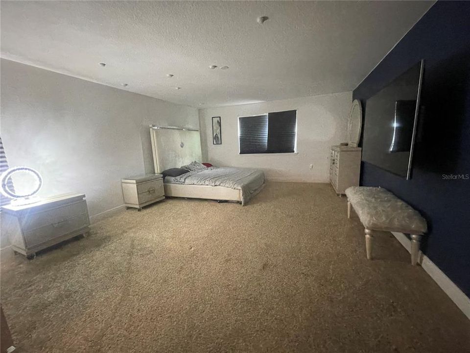 En Venta: $650,000 (5 camas, 4 baños, 3990 Pies cuadrados)