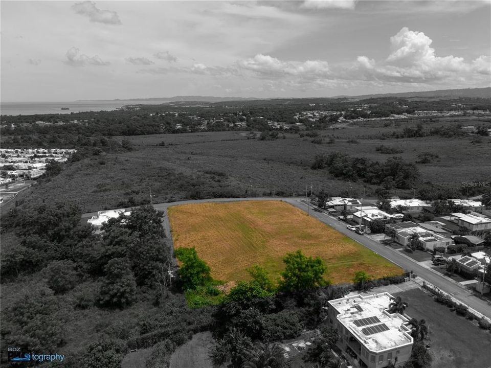 En Venta: $1,000,000 (1.63 acres)