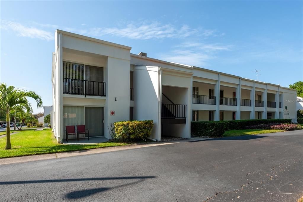 Recently Rented: $1,500 (1 beds, 1 baths, 750 Square Feet)