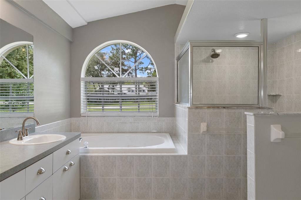 Primary bedroom bathroom.