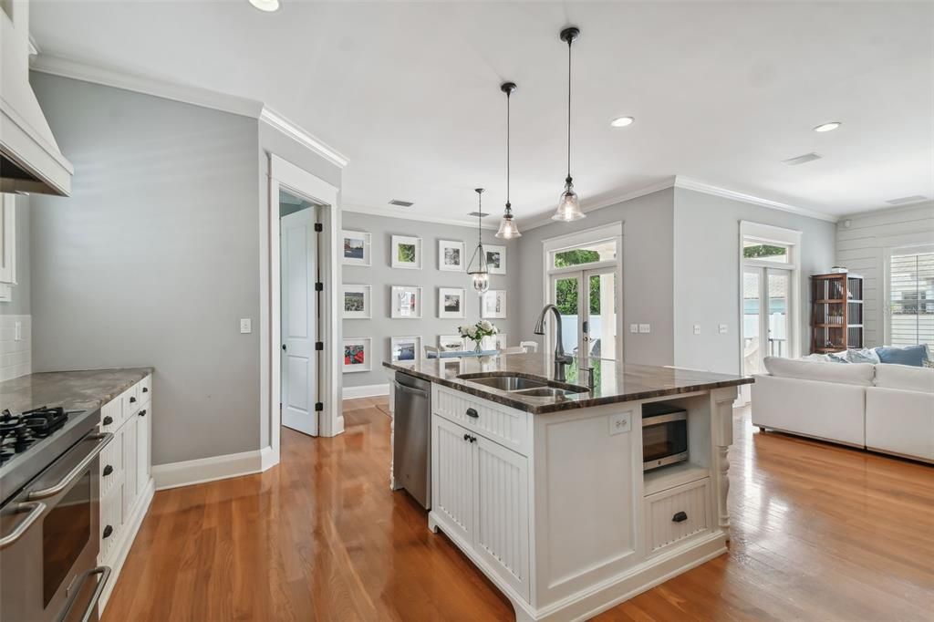 Active With Contract: $1,460,000 (4 beds, 3 baths, 3083 Square Feet)