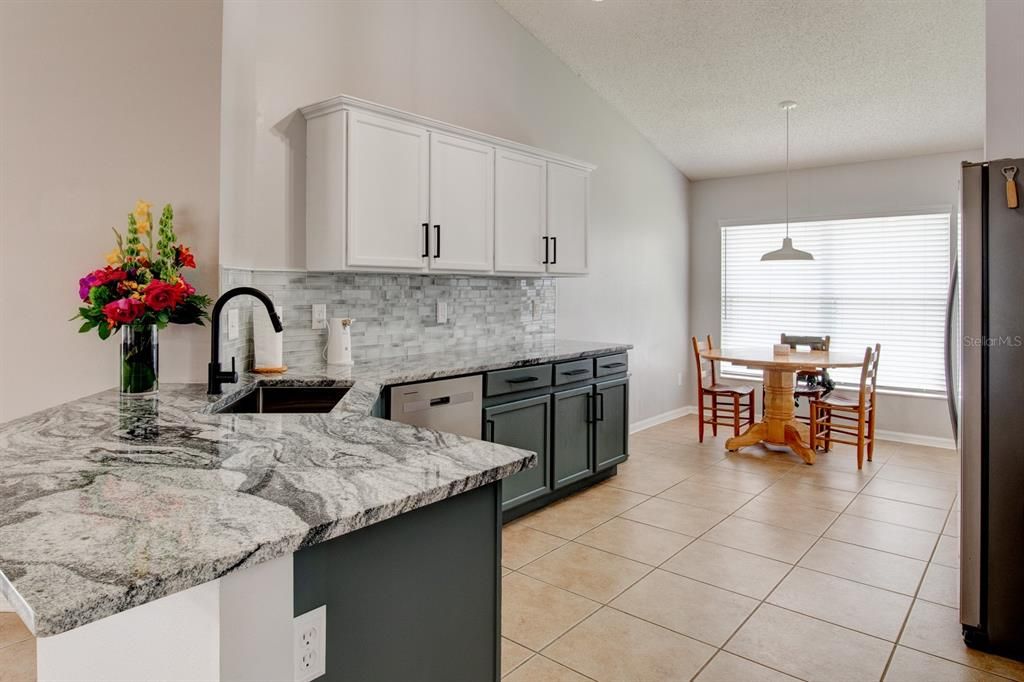 Active With Contract: $410,000 (4 beds, 2 baths, 1746 Square Feet)