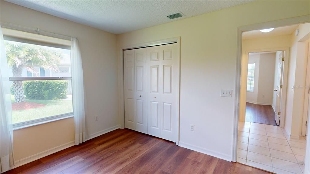 Active With Contract: $2,800 (3 beds, 2 baths, 1956 Square Feet)