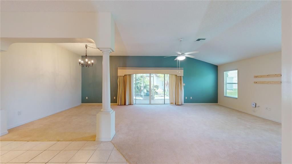 Active With Contract: $2,800 (3 beds, 2 baths, 1956 Square Feet)