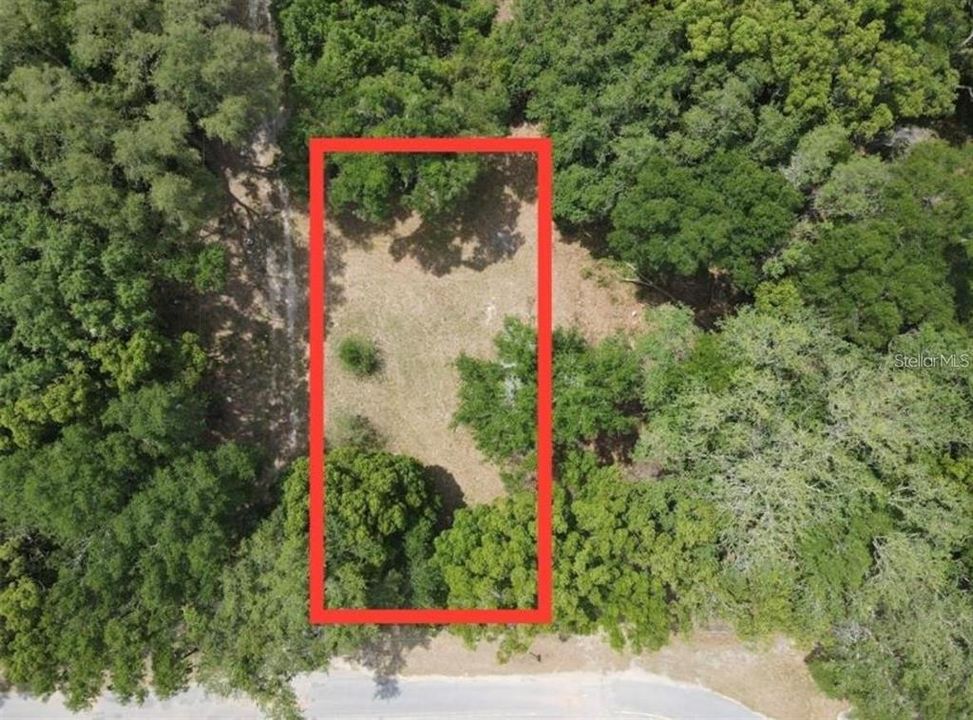 En Venta: $10,000 (0.19 acres)