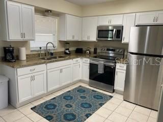 For Rent: $1,950 (3 beds, 1 baths, 918 Square Feet)