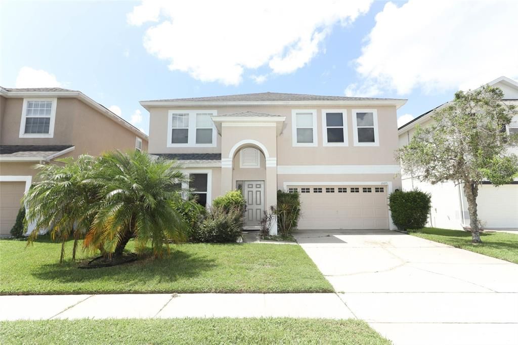 Recently Sold: $450,000 (4 beds, 3 baths, 2820 Square Feet)