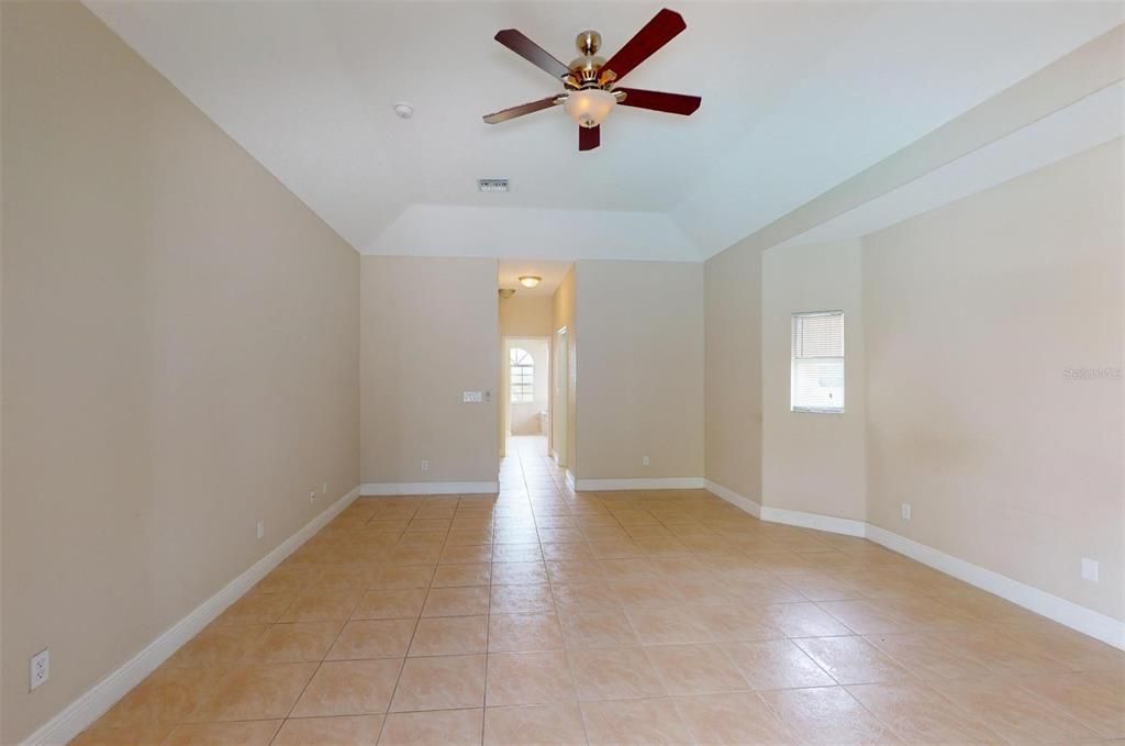 For Sale: $369,900 (3 beds, 2 baths, 2106 Square Feet)