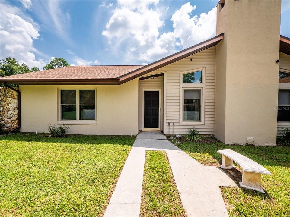 Active With Contract: $469,000 (3 beds, 2 baths, 1955 Square Feet)