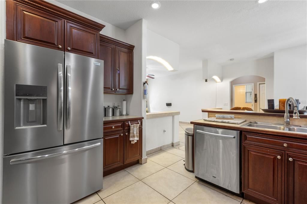 Active With Contract: $550,000 (4 beds, 3 baths, 2325 Square Feet)