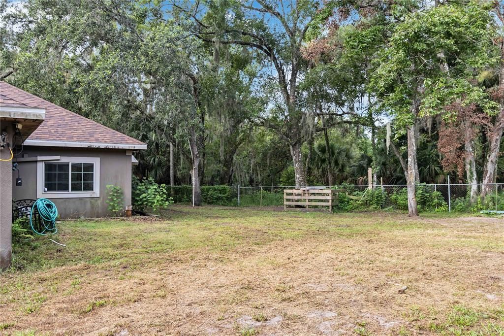 For Sale: $520,000 (4 beds, 2 baths, 1974 Square Feet)