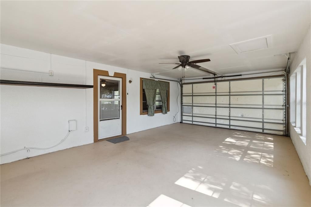 Active With Contract: $283,500 (2 beds, 1 baths, 1014 Square Feet)