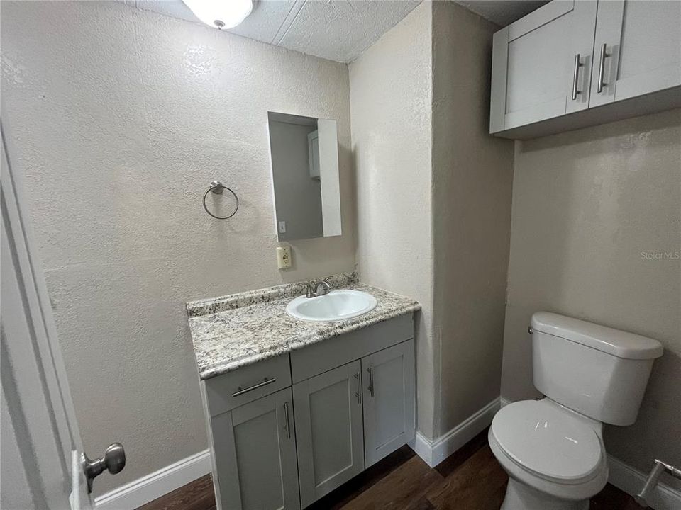 For Sale: $173,900 (3 beds, 2 baths, 1300 Square Feet)