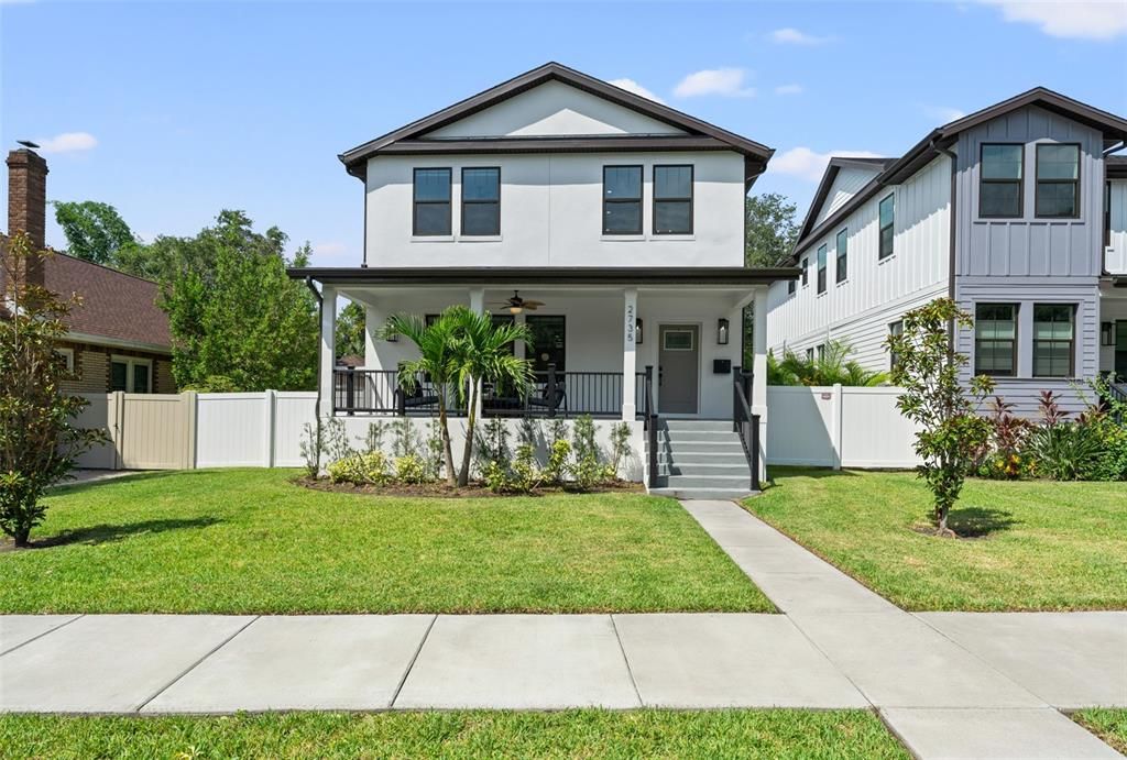 For Sale: $1,099,000 (4 beds, 3 baths, 2554 Square Feet)