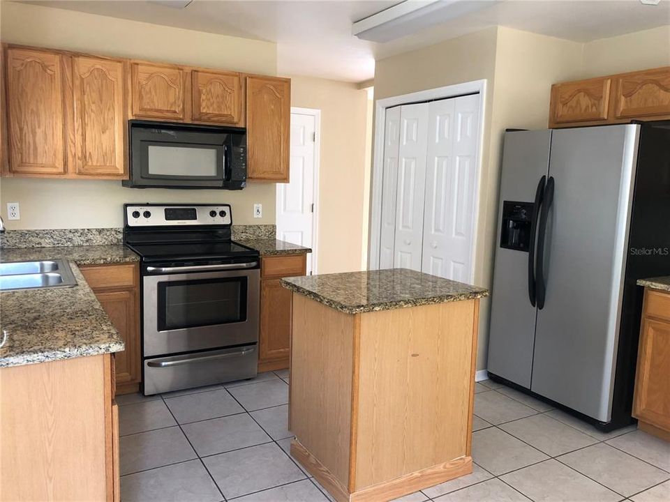 Active With Contract: $2,595 (3 beds, 2 baths, 2026 Square Feet)