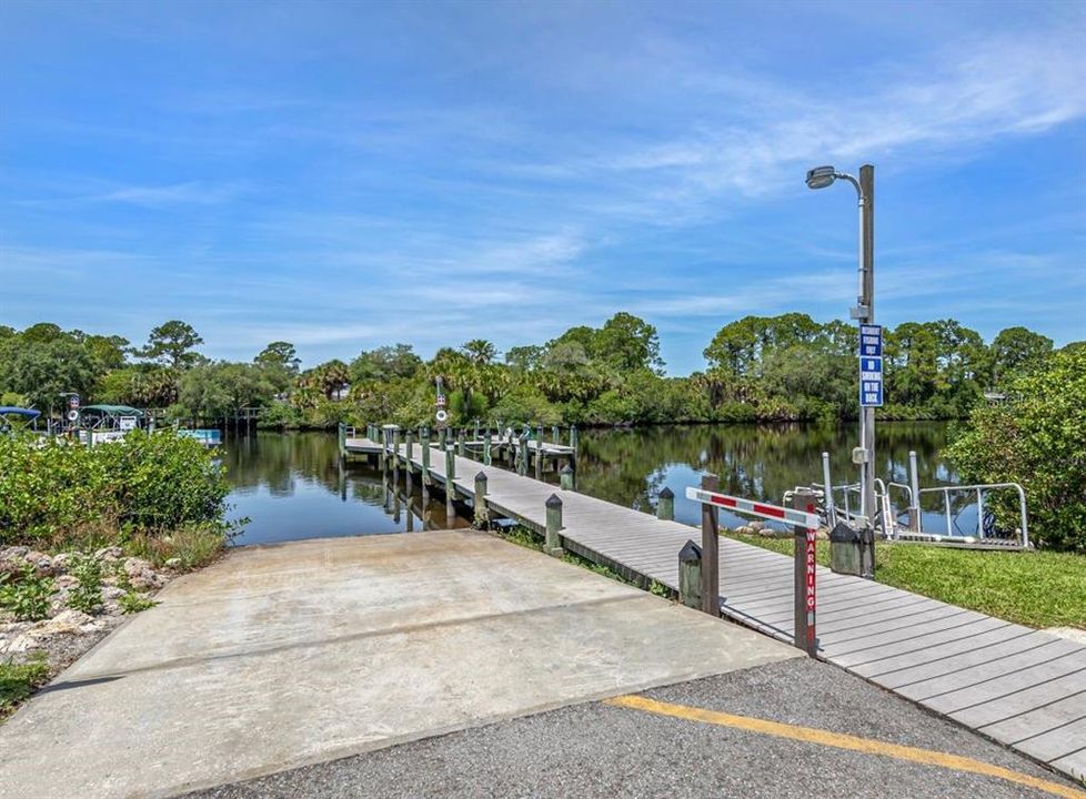 Active With Contract: $298,000 (3 beds, 3 baths, 2801 Square Feet)