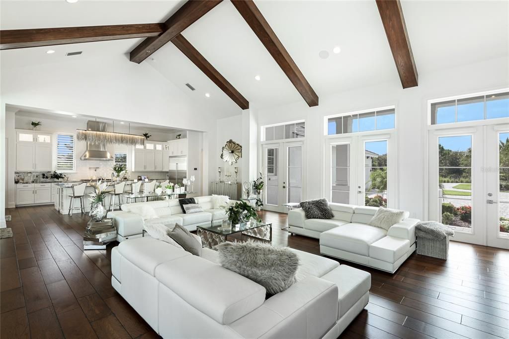 For Sale: $3,495,000 (3 beds, 4 baths, 4641 Square Feet)