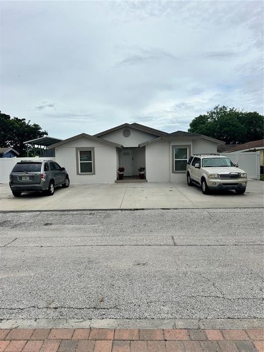 Active With Contract: $365,000 (3 beds, 2 baths, 1231 Square Feet)