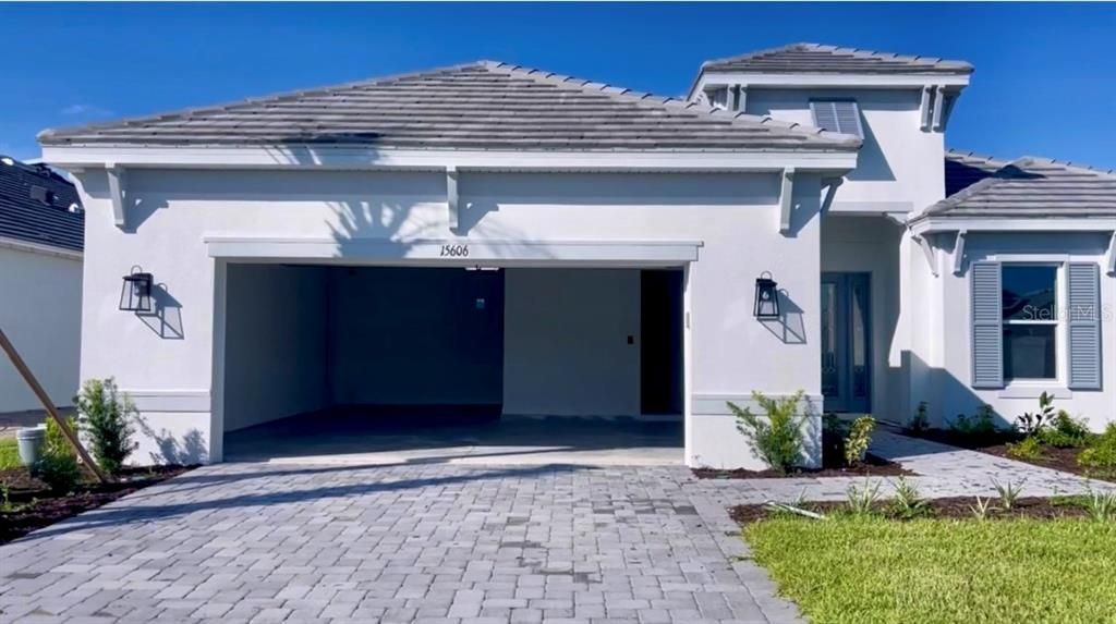 Recently Sold: $1,854,389 (3 beds, 3 baths, 3004 Square Feet)