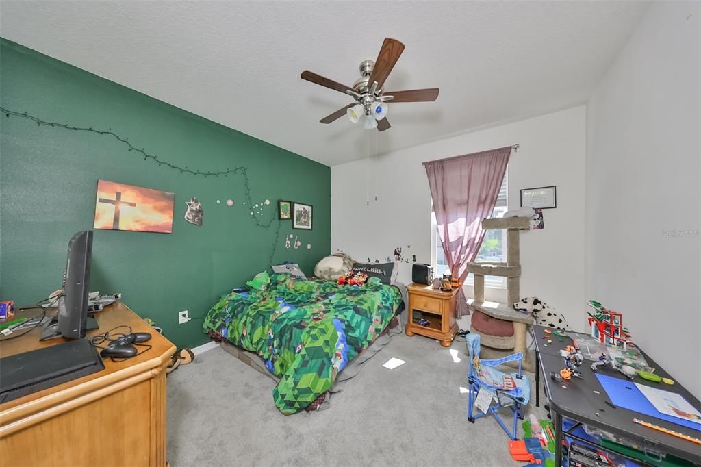 For Sale: $449,000 (4 beds, 2 baths, 2505 Square Feet)