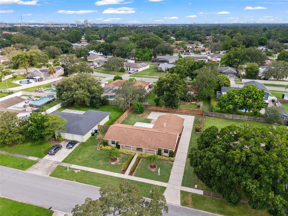 Active With Contract: $600,000 (4 beds, 2 baths, 2000 Square Feet)