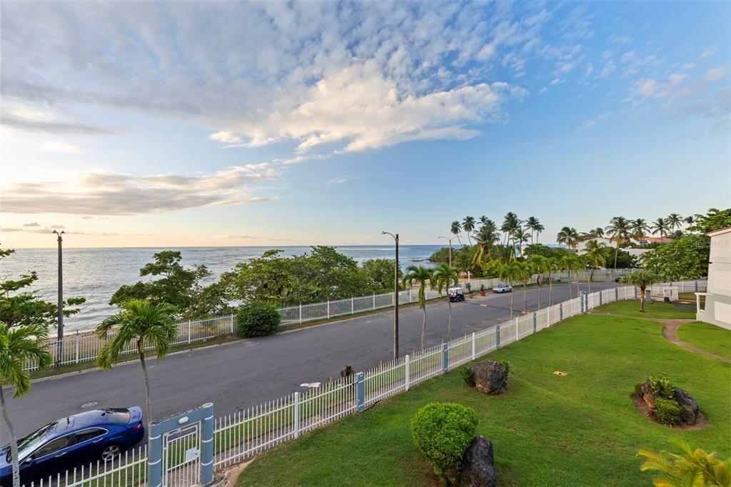 For Sale: $550,000 (3 beds, 2 baths, 1775 Square Feet)